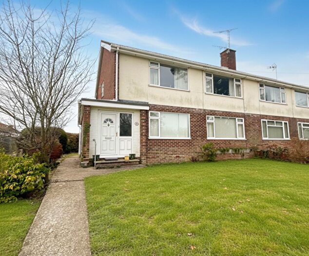 2 Bedroom Maisonette For Sale In Malwood Road West, Hythe, SO45