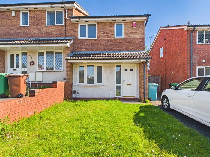 3 Bedroom End Of Terrace House For Sale In Kittiwake Mews, Lenton, Nottingham, Nottinghamshire, NG7