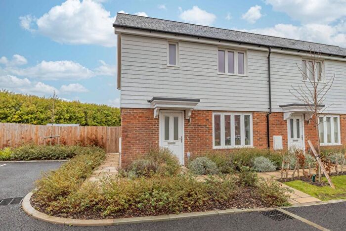3 Bedroom End Of Terrace House For Sale In Barnsole Road, Staple, Canterbury, CT3