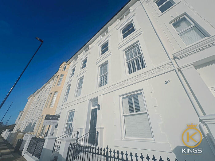 1 Bedroom Flat To Rent In South Parade, Southsea, PO5