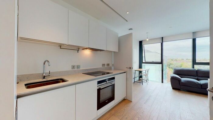 1 Bedroom Flat To Rent In Highgate Hill, London, N19