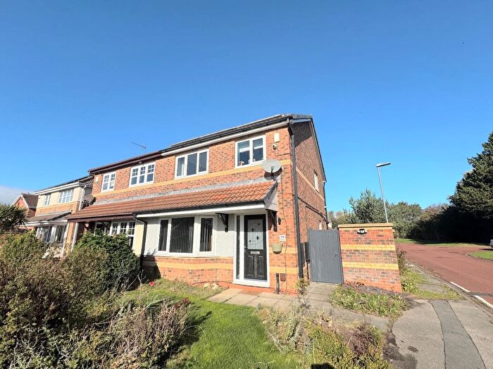 3 Bedroom Semi-Detached House For Sale In John Howe Gardens, Hartlepool, TS24