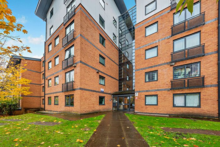 2 Bedroom Flat For Sale In Bishopsgate Street, Birmingham, B15