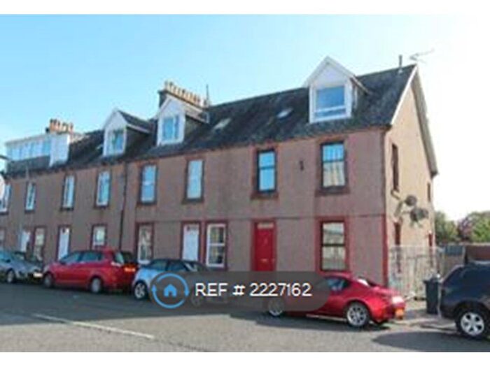 2 Bedroom Flat To Rent In Glenfinlas Street, Helensburgh, G84