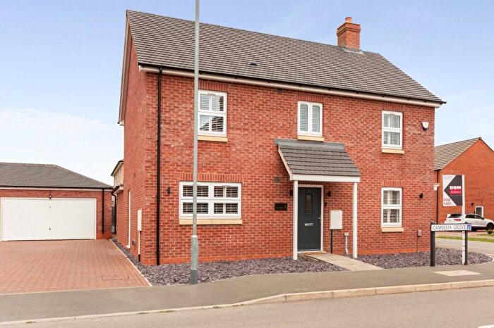 4 Bedroom Detached House For Sale In Camellia Grove, Louth, Lincolnshire, LN11