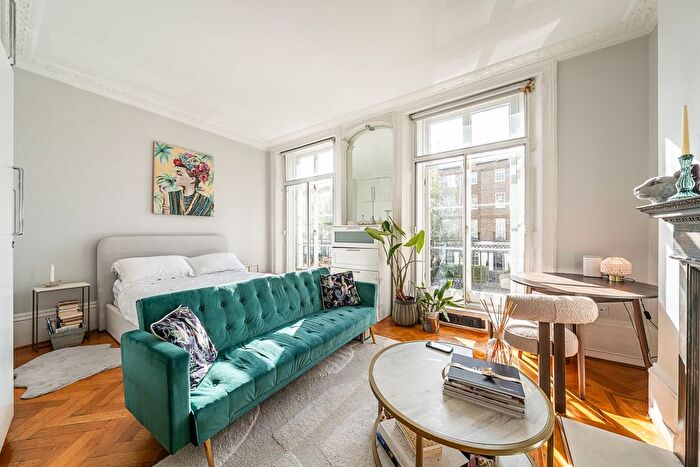 Studio To Rent In Cliveden Place, London, SW1W