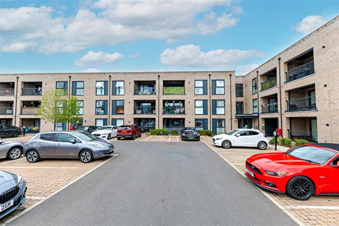 2 Bedroom Flat For Sale In Bourne Court, Ruislip, HA4