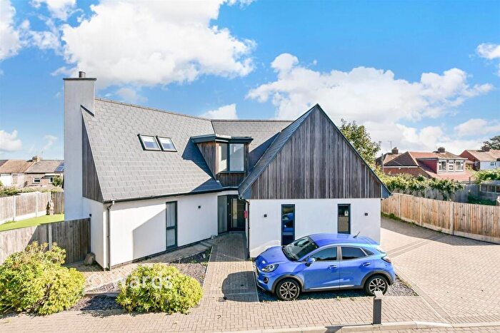 4 Bedroom Detached House For Sale In Turners Close, Margate, Kent, CT9