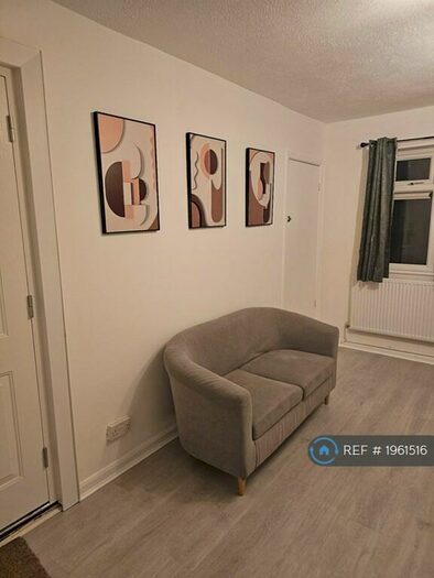 2 Bedroom Flat To Rent In Ditton Fields, Cambridge, CB5