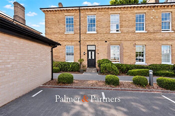 3 Bedroom Maisonette For Sale In Londinium Road, Colchester, Essex, CO2