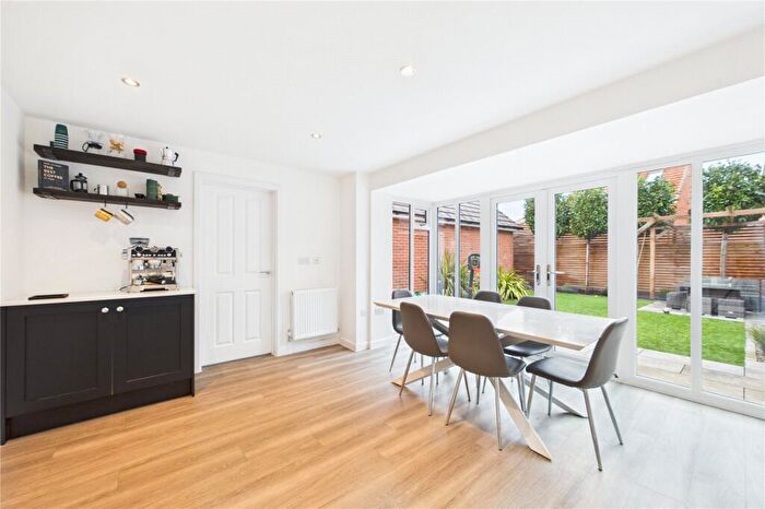 4 Bedroom Detached House For Sale In Fingal Crescent, Spencers Wood, Reading, Berkshire, RG7