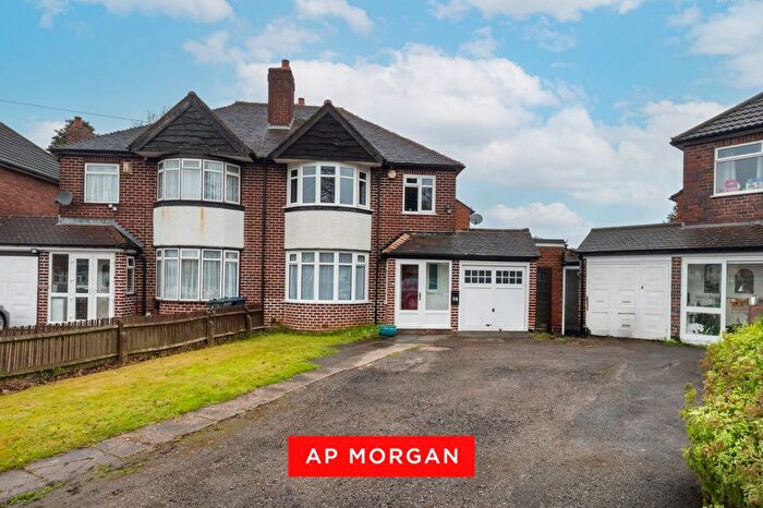 3 Bedroom Semi Detached House For Sale In Sandgate Road, Birmingham, West Midlands, B28