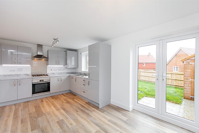 3 Bedroom Detached House To Rent In Bluebell Way, Crowborough, TN6