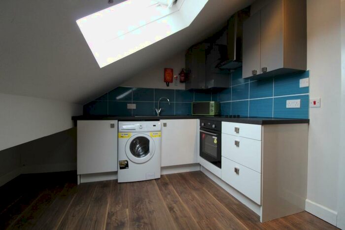 2 Bedroom Apartment To Rent In Hawkins Street, Flat, Preston, Lancashire, PR1