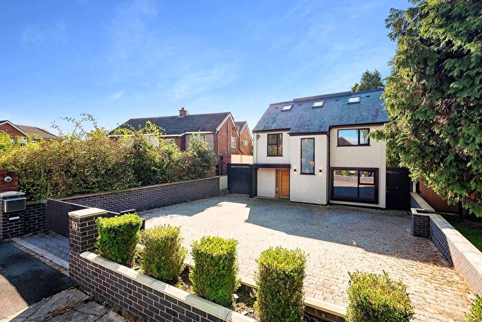 5 Bedroom Detached House For Sale In Green Gate, Hale Barns, WA15