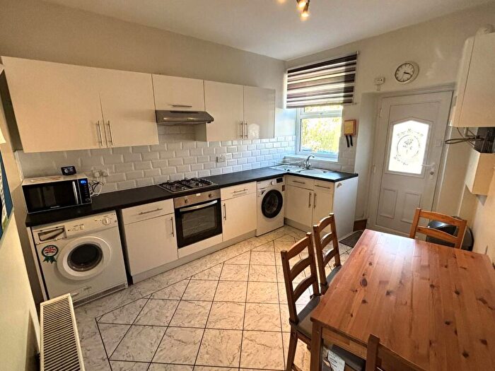 2 Bedroom House To Rent In Spooner Road, Sheffield, S10