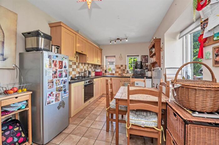2 Bedroom Cottage For Sale In Harmer Place, Wattisfield, Diss, IP22