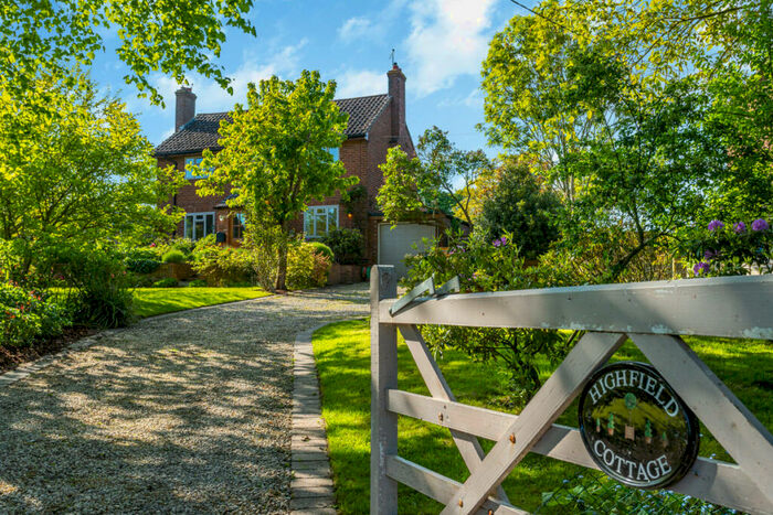 4 Bedroom Cottage For Sale In Cord Lane, Rugby, CV23