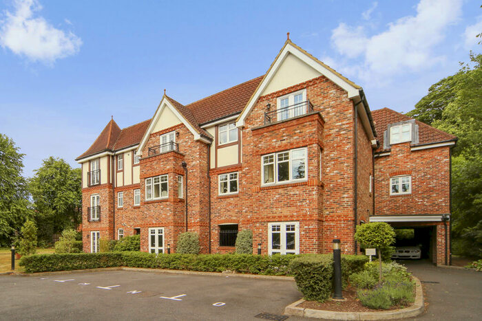 2 Bedroom Apartment To Rent In Portmore Park Road, Weybridge, KT13