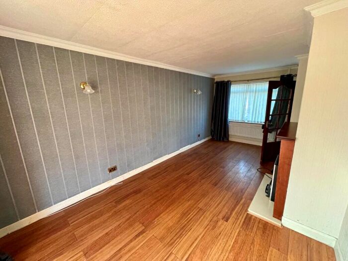 3 Bedroom End Of Terrace House For Sale In Mill Lane, Ellesmere Port, CH66