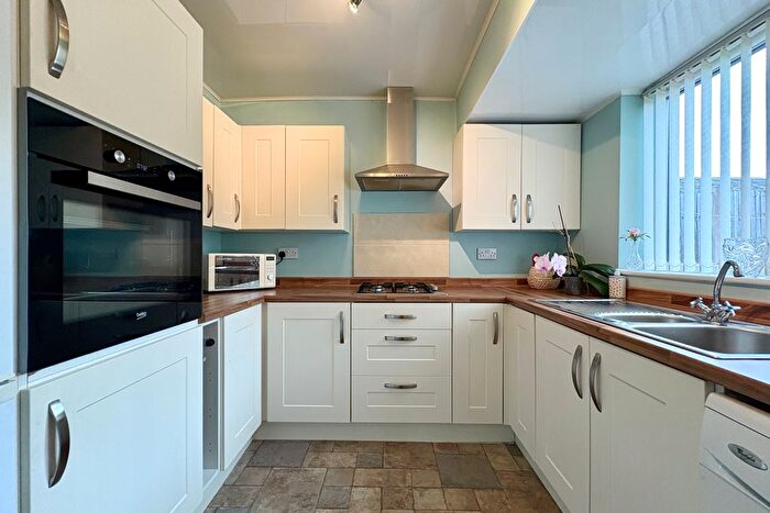 2 Bedroom Semi-detached Bungalow For Sale In Shevington Lane, Shevington, Wigan, WN6