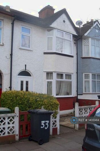 4 Bedroom Terraced House To Rent In Barriedale, London, SE14