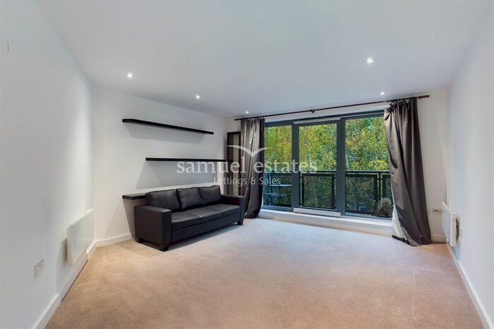2 Bedroom Flat To Rent In Independence House, Colliers Wood, SW19