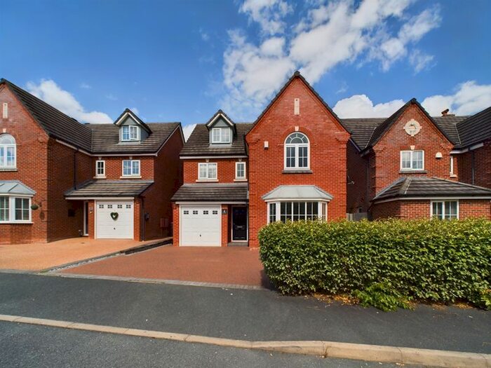 4 Bedroom Detached House For Sale In Brook View, Newport, TF10