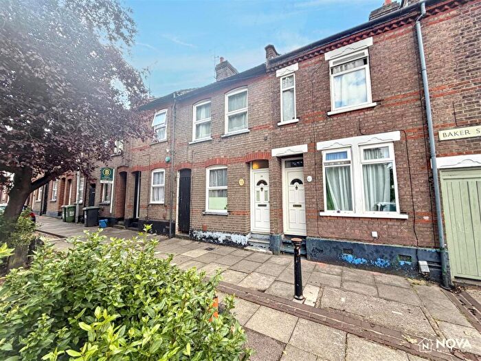 2 Bedroom House For Sale In Baker Street, Luton, LU1