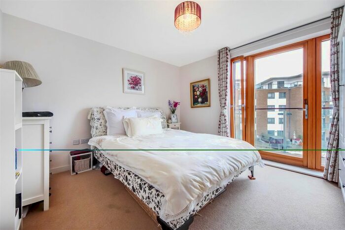 1 Bedroom Flat For Sale In Harrow Road, College Park, London, NW10