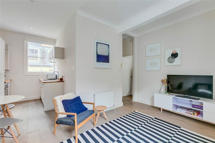 1 Bedroom Flat To Rent In Aylesford Street, London, SW1V