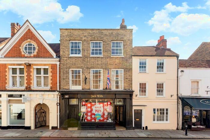 1 Bedroom Flat To Rent In High Street, Eton, Windsor, SL4