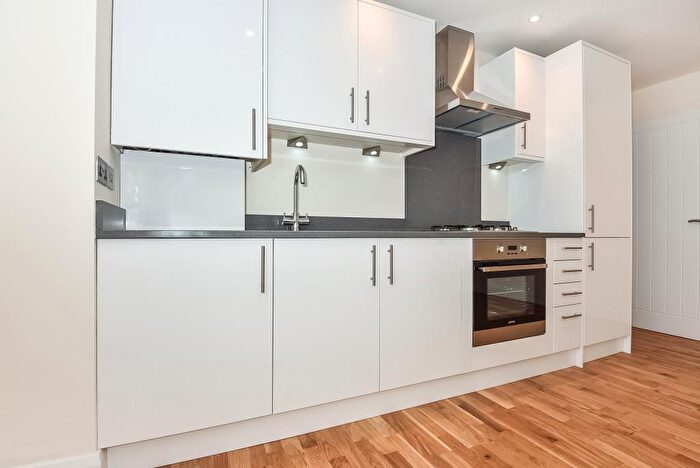 1 Bedroom Maisonette To Rent In Priory Road, High Wycombe, HP13