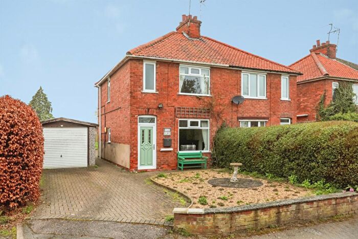 3 Bedroom Semi Detached House For Sale In South Street, Bole, Retford, DN22