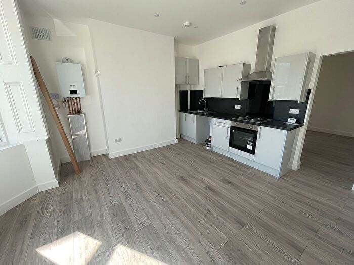 1 Bedroom Flat To Rent In Shirley Road, Shirley, Southampton, SO15