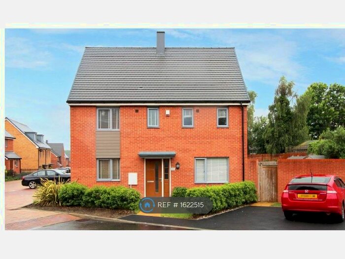 3 Bedroom Semi-Detached House To Rent In Discovery Drive, Swanley, BR8