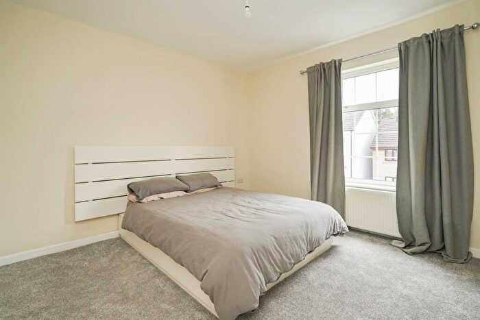 2 Bedroom Semi-Detached House For Sale In Holland Road, Old Whittington, S41
