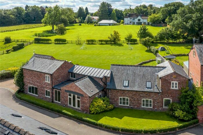 4 Bedroom Detached House To Rent In Adlington Road, Wilmslow, Cheshire, SK9