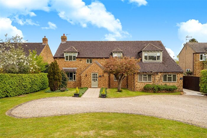 5 Bedroom Country House For Sale In Tithe Lane, Clifton, Banbury, Oxfordshire, OX15