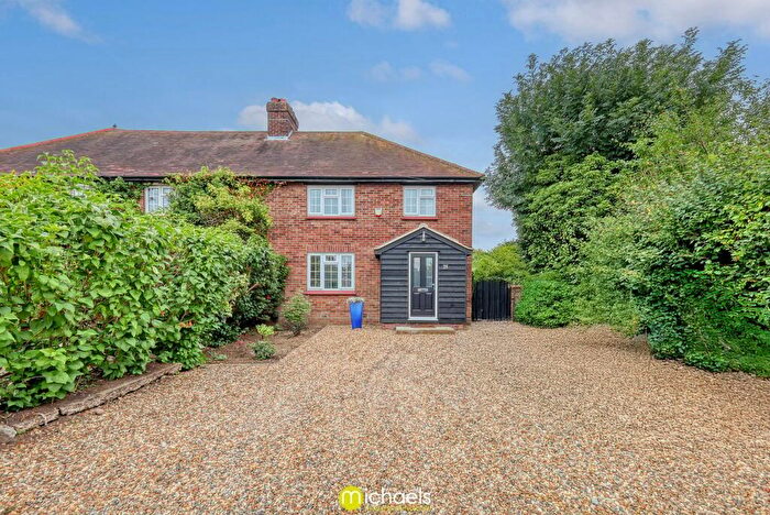 4 Bedroom Semi-Detached House For Sale In Wivenhoe Road, Alresford, Colchester, CO7