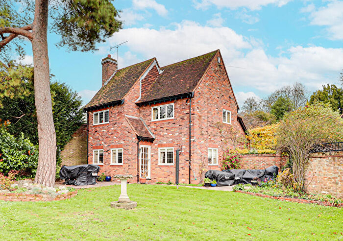 4 Bedroom Detached House For Sale In Fishpool Street, St. Albans, Hertfordshire, AL3