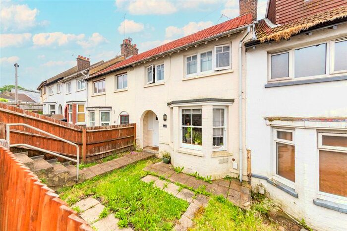 3 Bedroom Terraced House To Rent In Shelldale Road, Portslade, Brighton, East Sussex, BN41