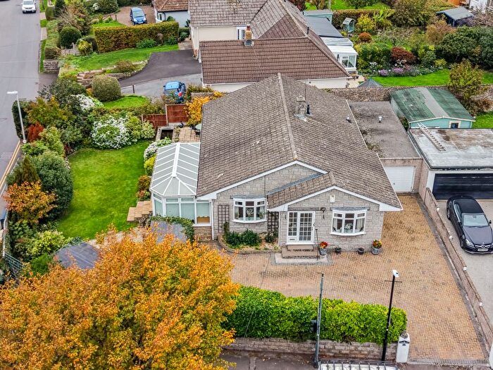 3 Bedroom Detached Bungalow For Sale In Hutton, BS24