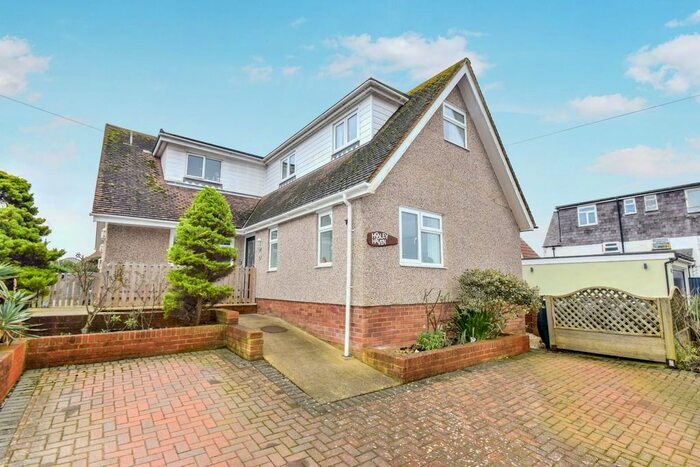 4 Bedroom Property For Sale In Normans Bay, Pevensey, BN24