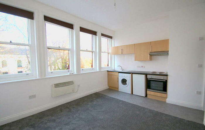 Studio To Rent In A Old Street (), Flat, Clerkenwell, EC1V