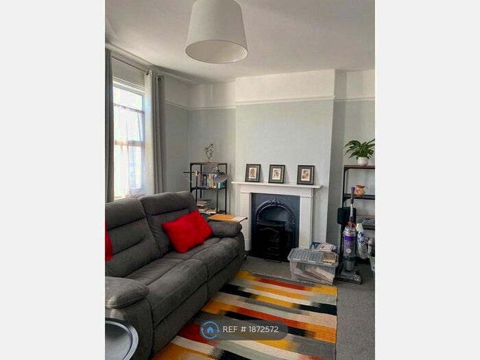 1 Bedroom Flat To Rent In Malpas, London, SE4