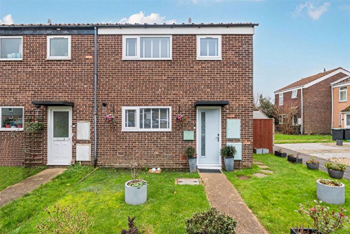 3 Bedroom End Of Terrace House For Sale In Derwent Road, Lee-On-The-Solent, PO13