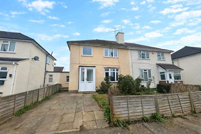 3 Bedroom Semi Detached House To Rent In Homelea Close, Farnborough, Hampshire, GU14