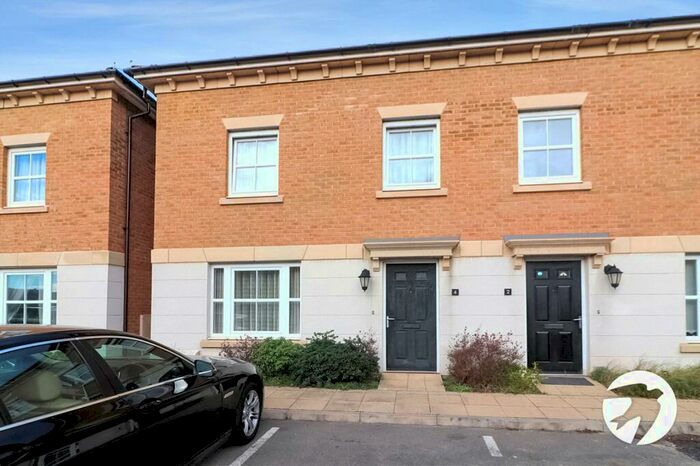 4 Bedroom Terraced House To Rent In Scarlet Road, Erith, DA8