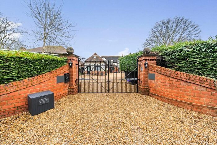 4 Bedroom House To Rent In West End, Woking, West End Village, Woking, GU24